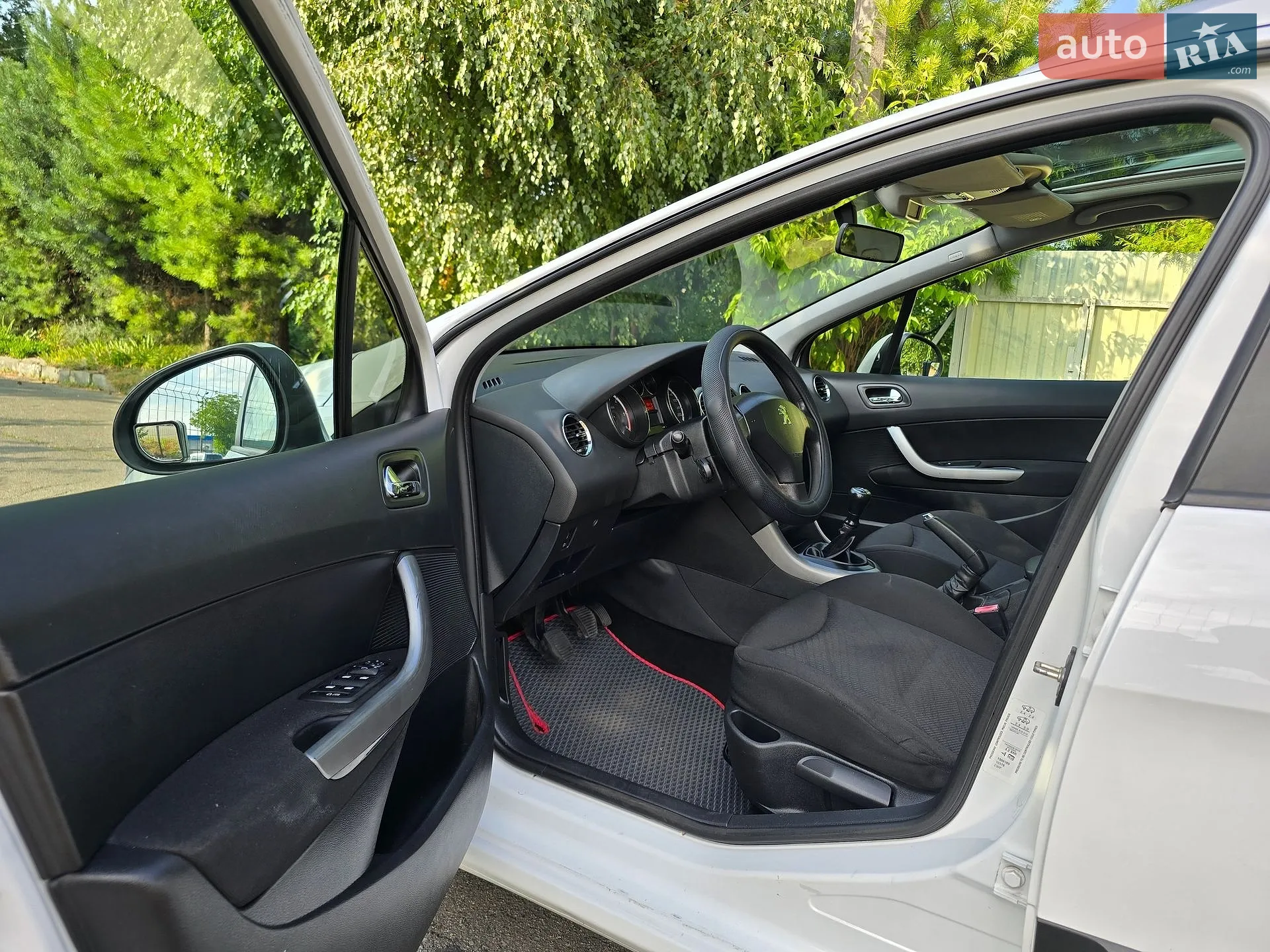 2012 Peugeot 308 - мініатюра 15
