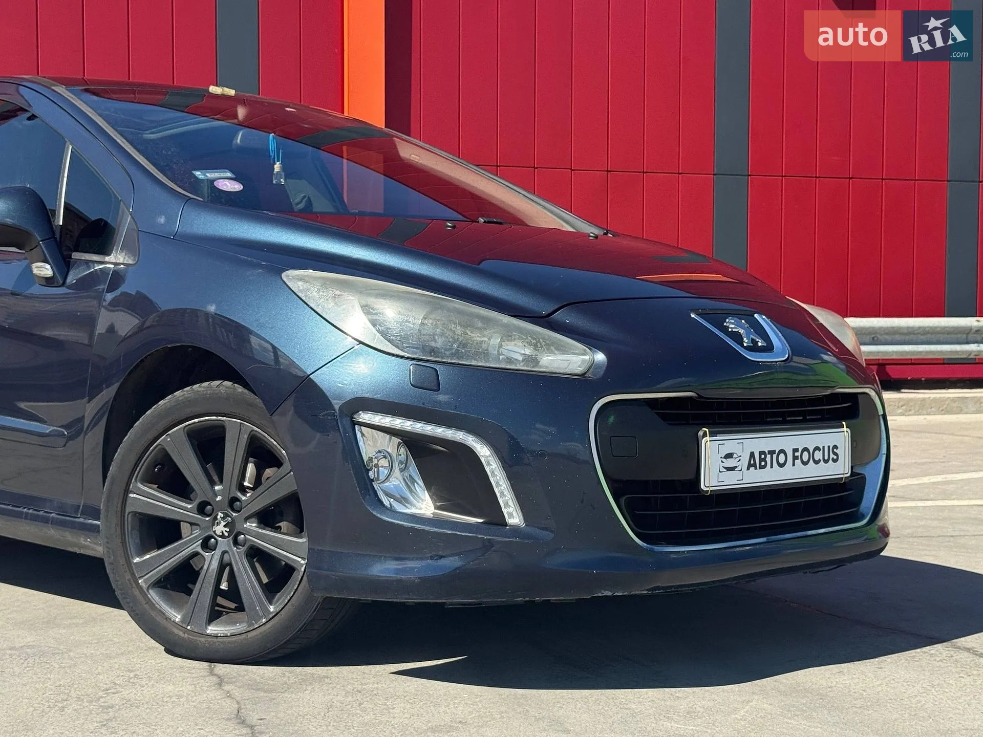 2011 Peugeot 308 - мініатюра 2