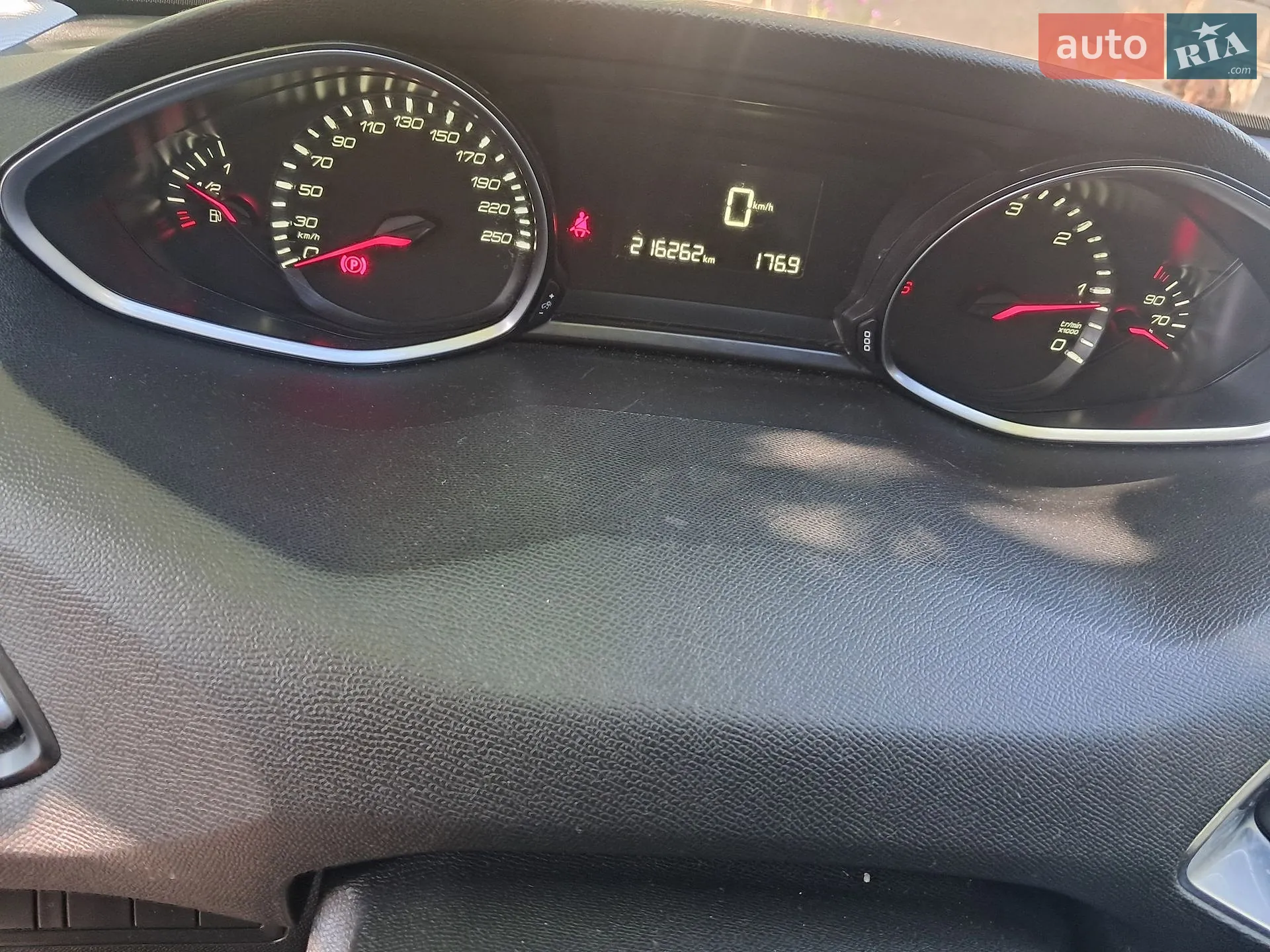 2015 Peugeot 308 - мініатюра 5