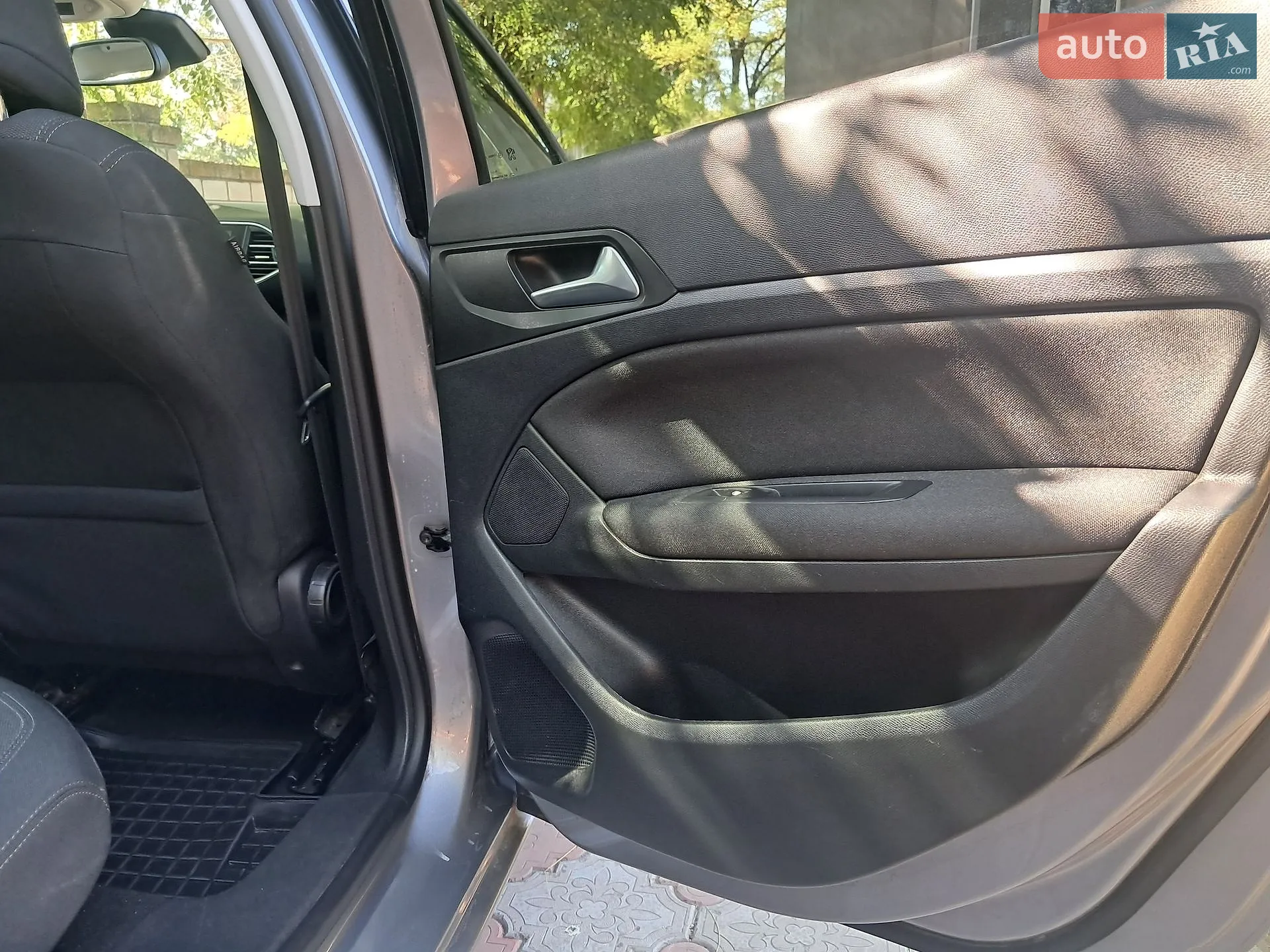 2015 Peugeot 308 - мініатюра 13