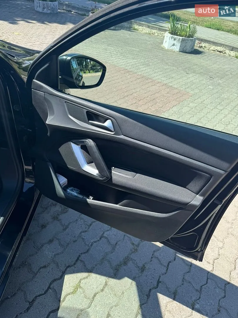 2017 Peugeot 308 - мініатюра 21