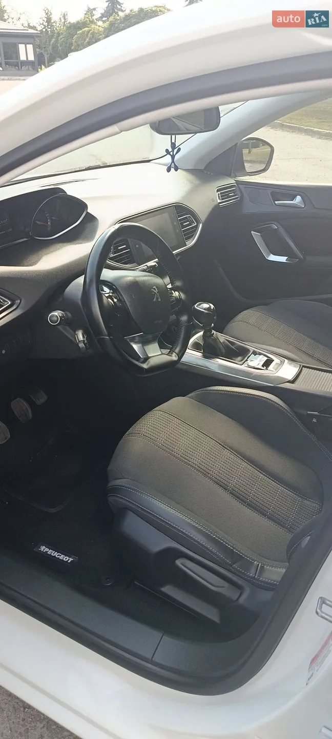 2019 Peugeot 308 - мініатюра 11