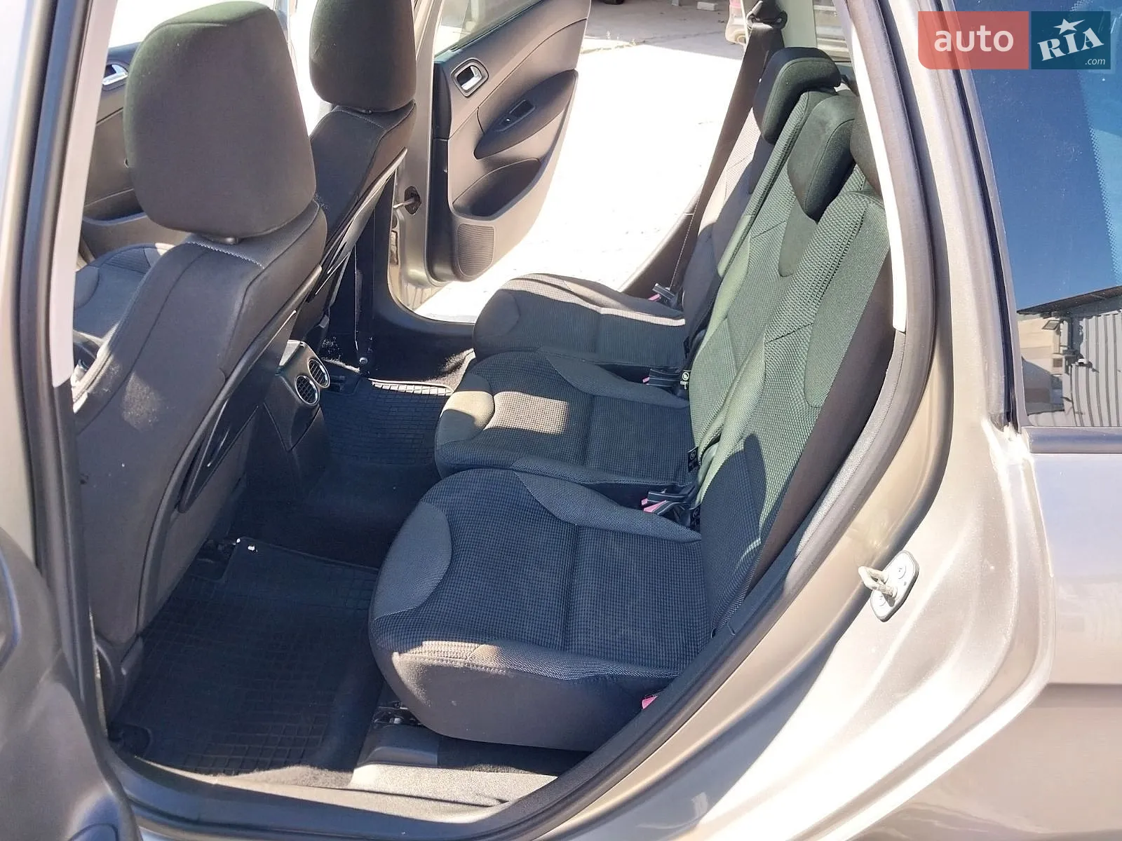 2011 Peugeot 308 - мініатюра 13