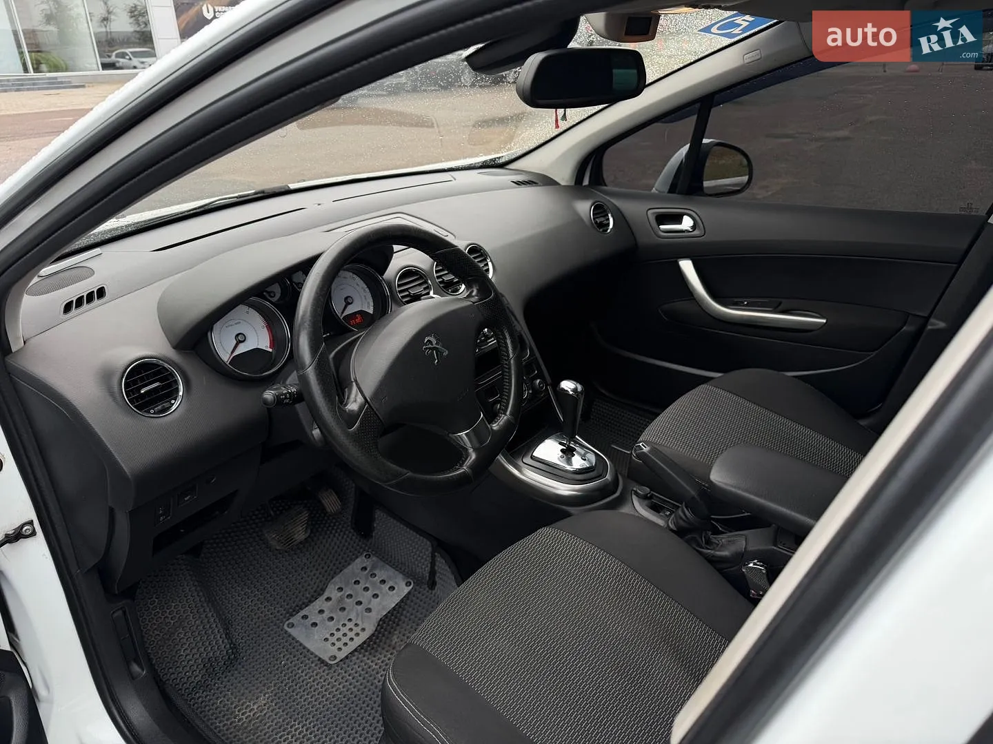 2013 Peugeot 308 - мініатюра 8