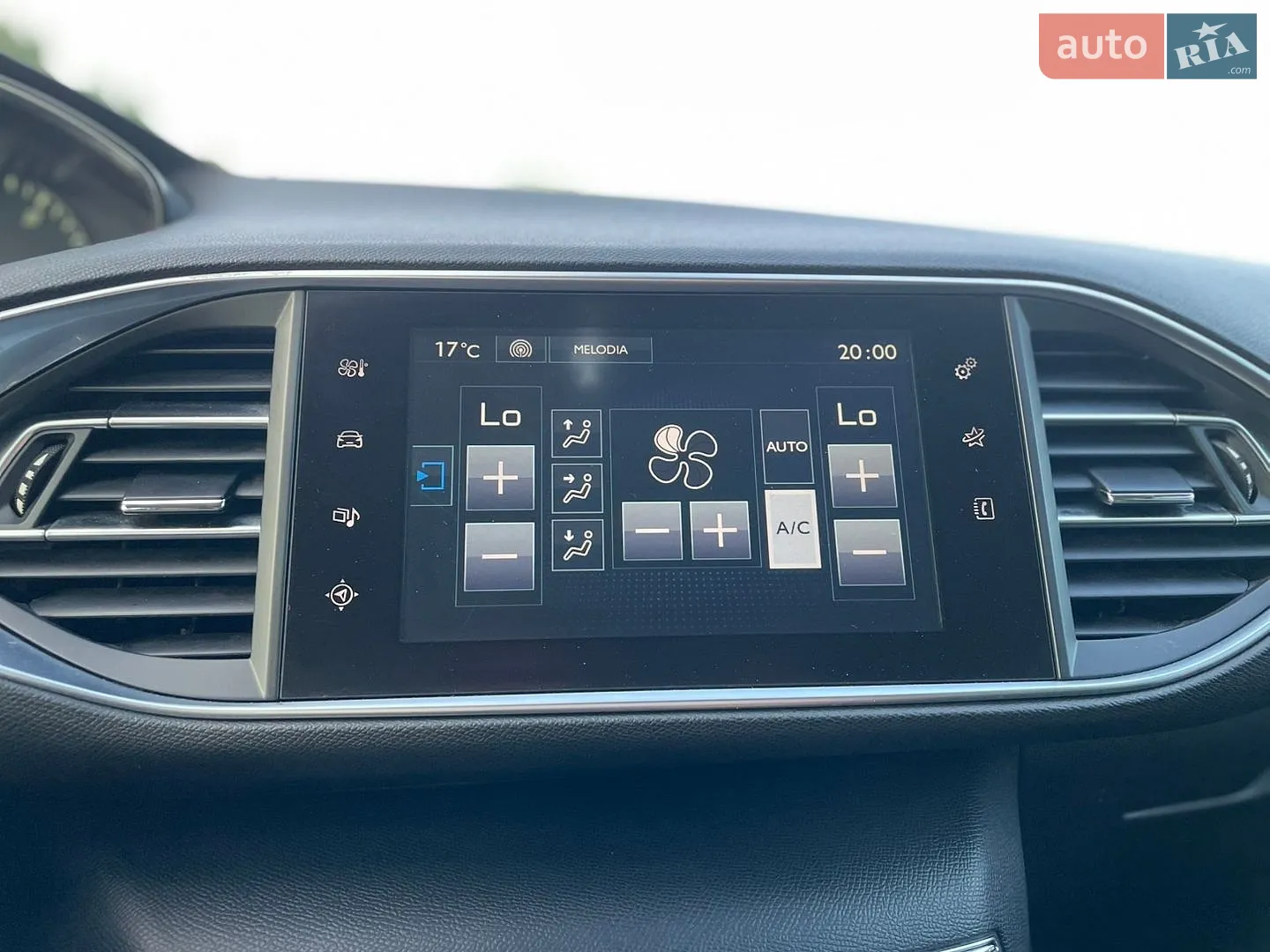 2017 Peugeot 308 - мініатюра 19