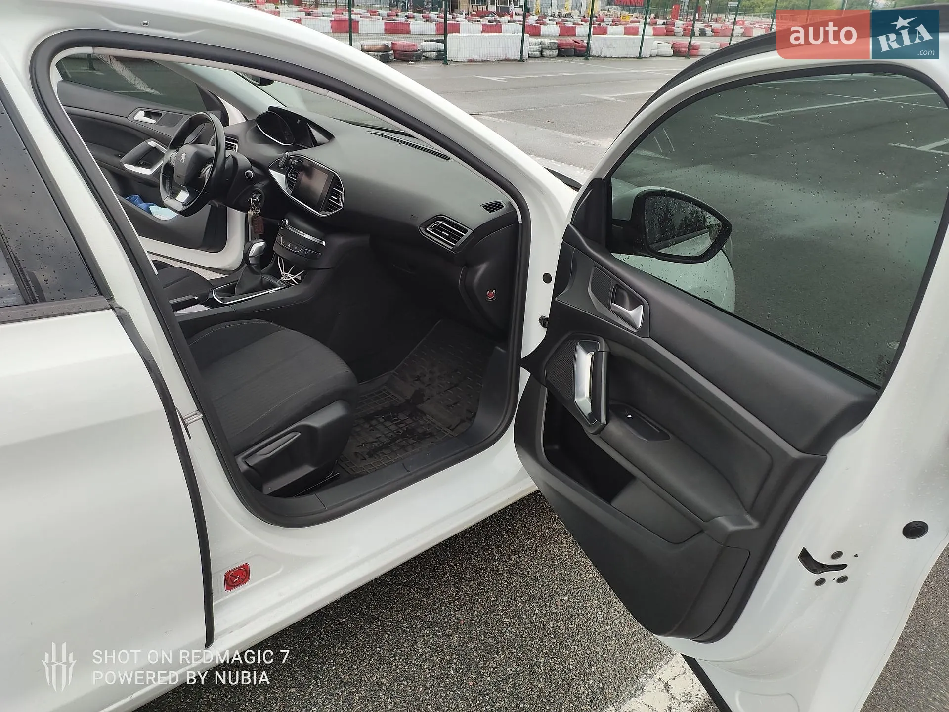 2015 Peugeot 308 - мініатюра 13