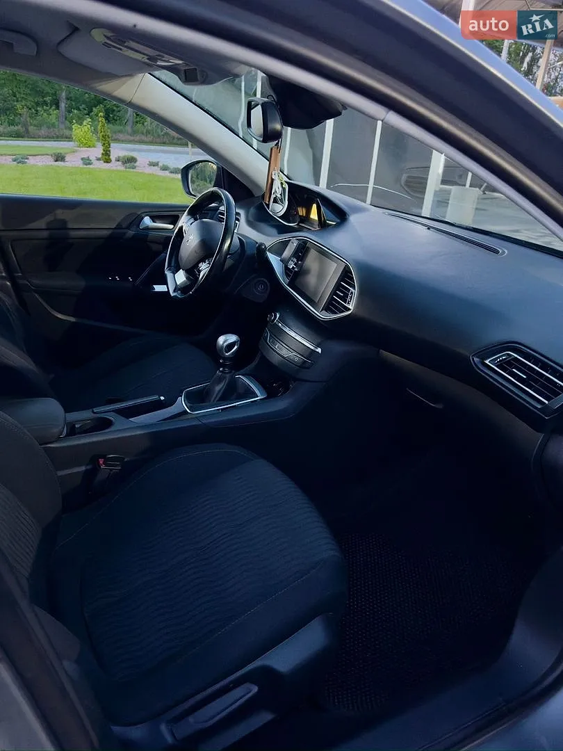 2015 Peugeot 308 - мініатюра 15