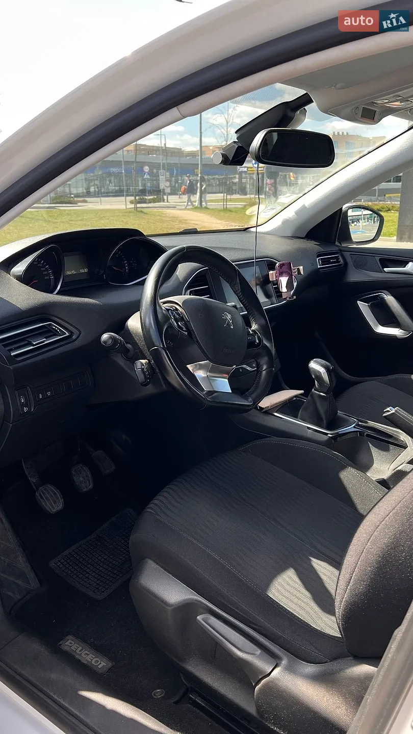 2015 Peugeot 308 - мініатюра 9