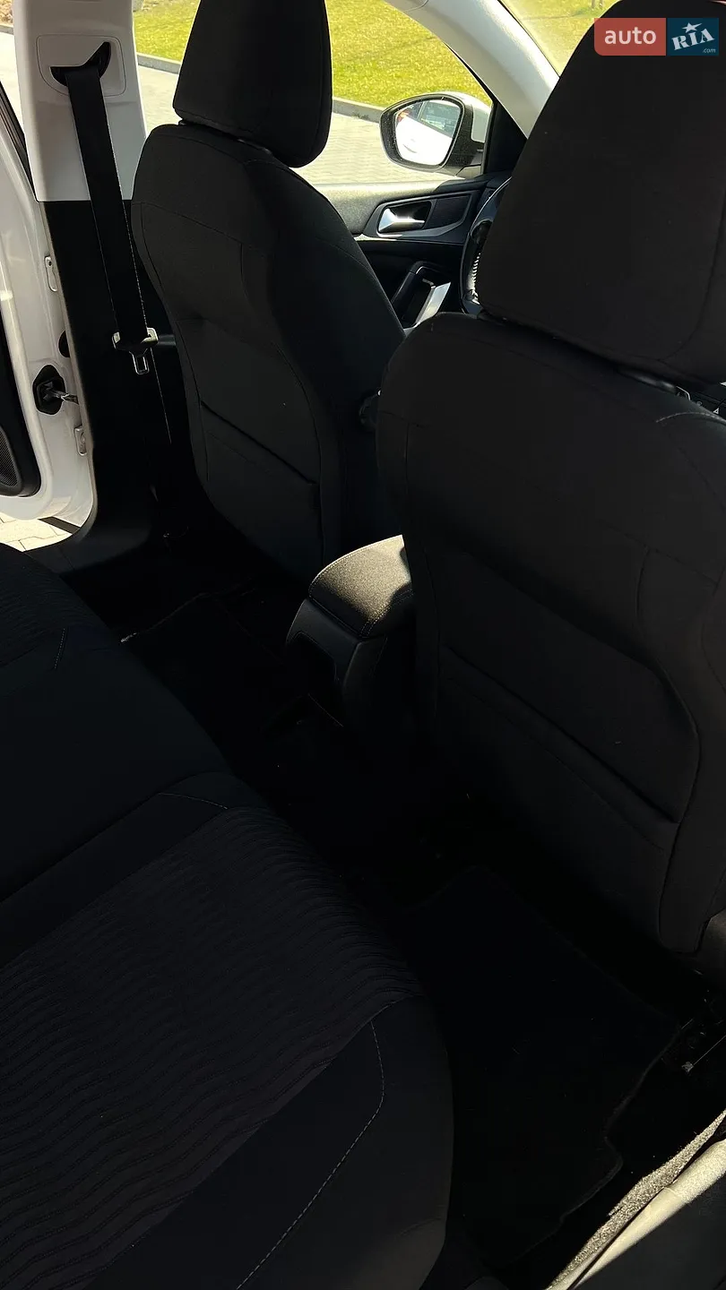 2015 Peugeot 308 - мініатюра 13