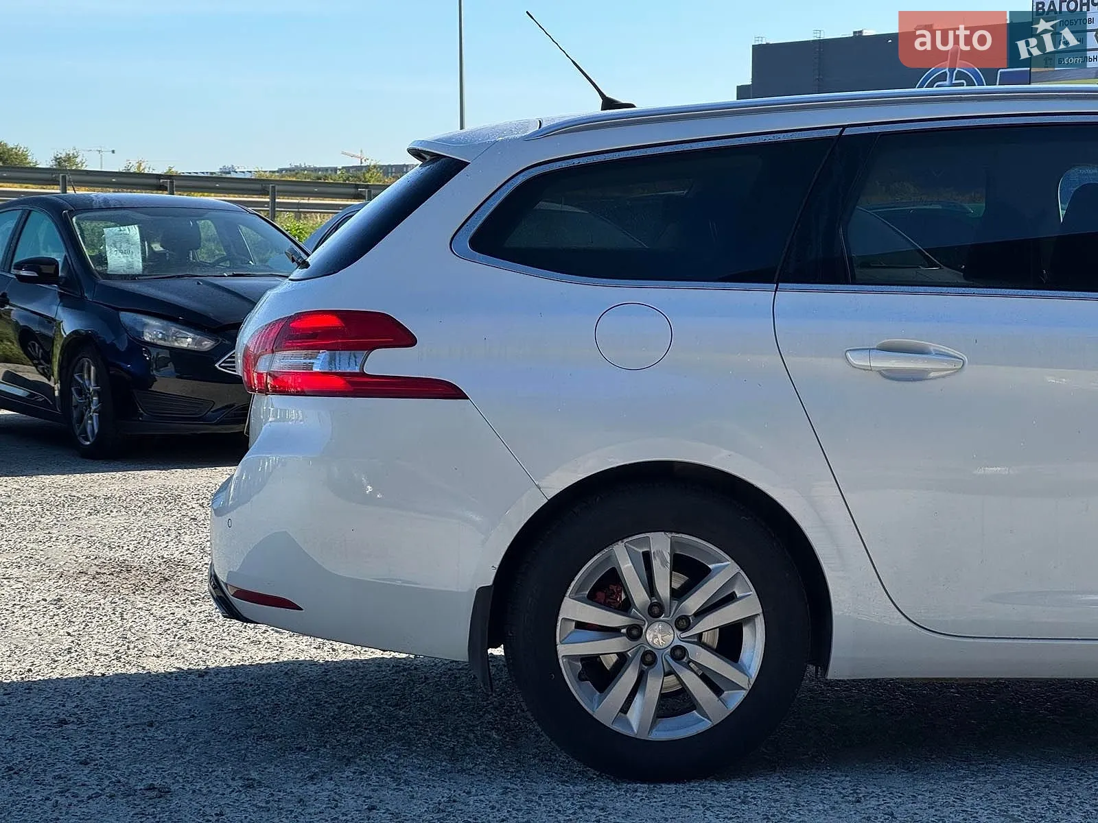 2015 Peugeot 308 - мініатюра 14