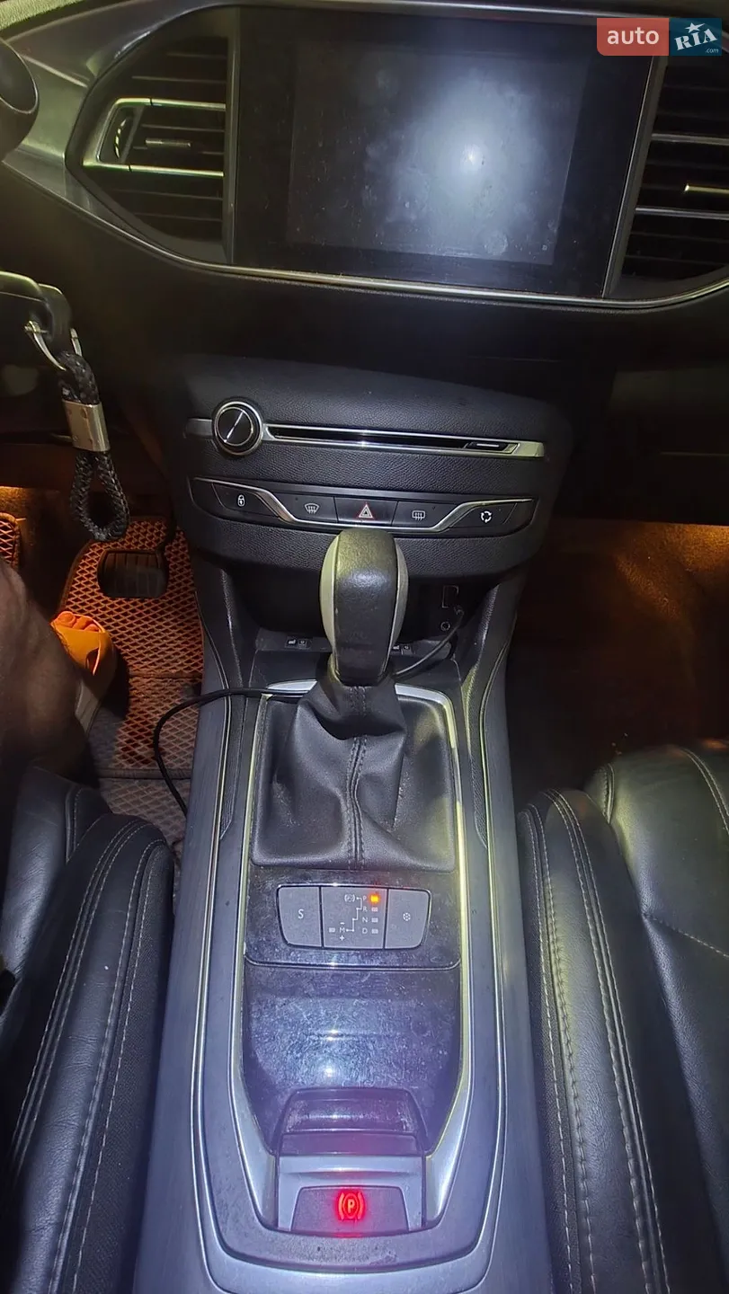 2016 Peugeot 308 - мініатюра 12