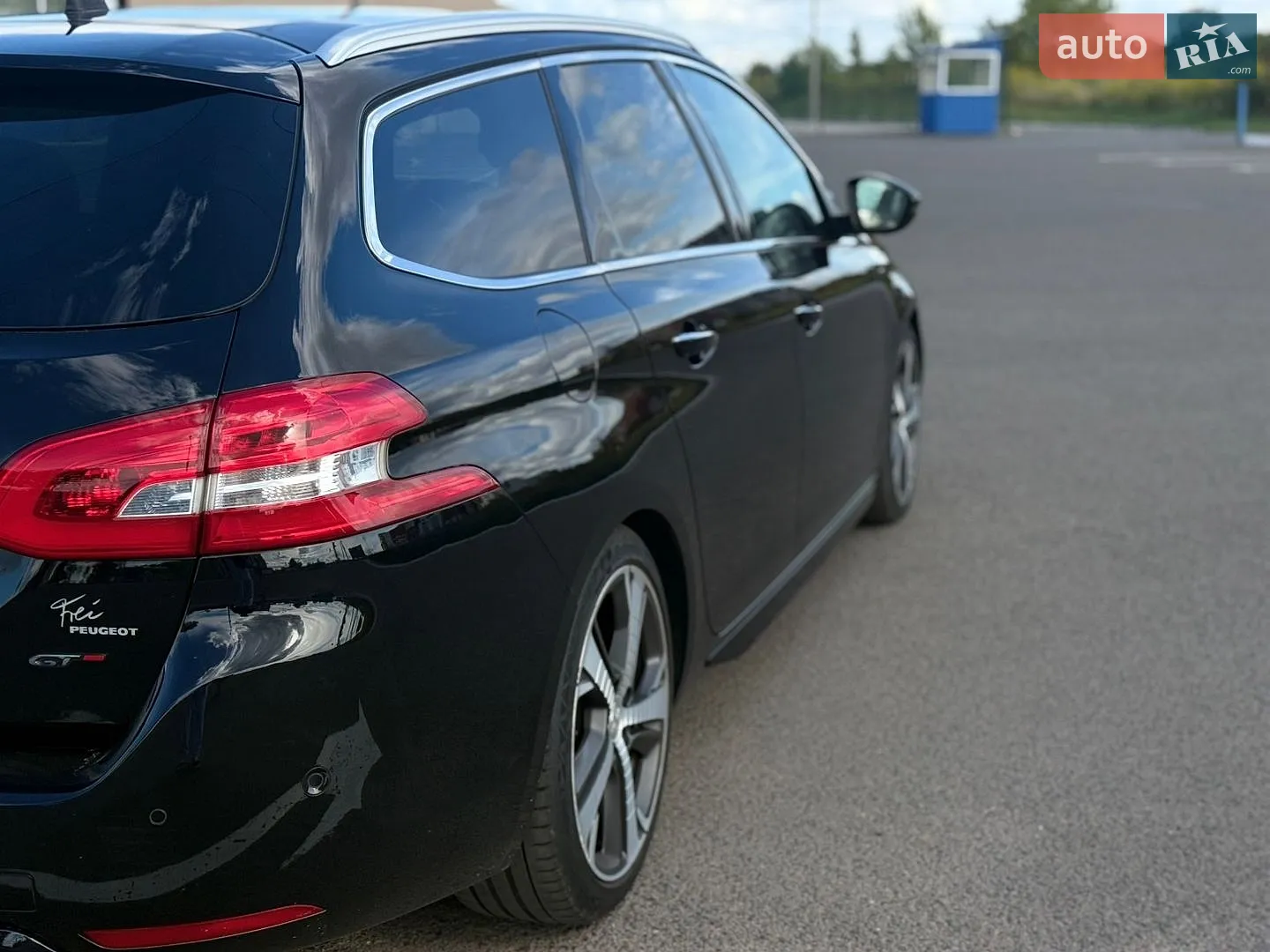 2015 Peugeot 308 - мініатюра 9