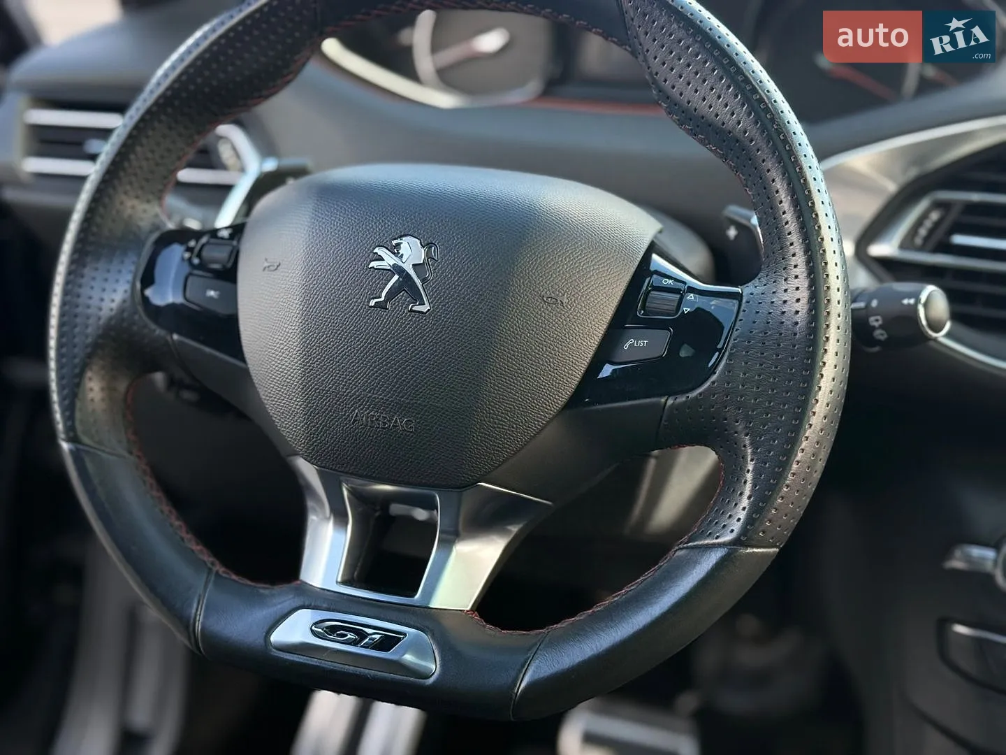 2015 Peugeot 308 - мініатюра 30