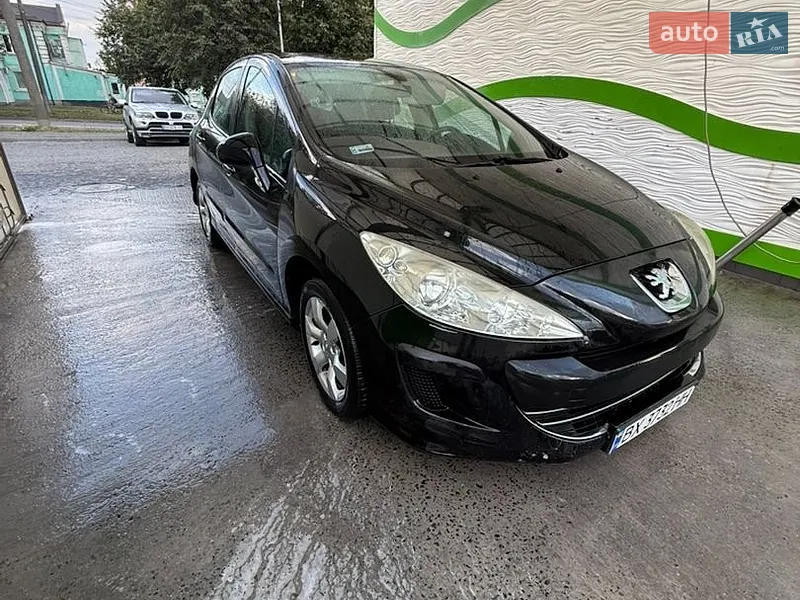 Peugeot 308