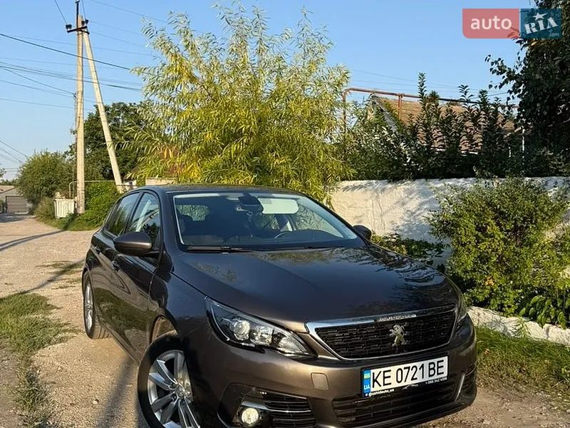 Peugeot 308 2021