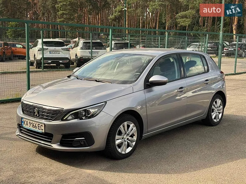 Peugeot 308 2021