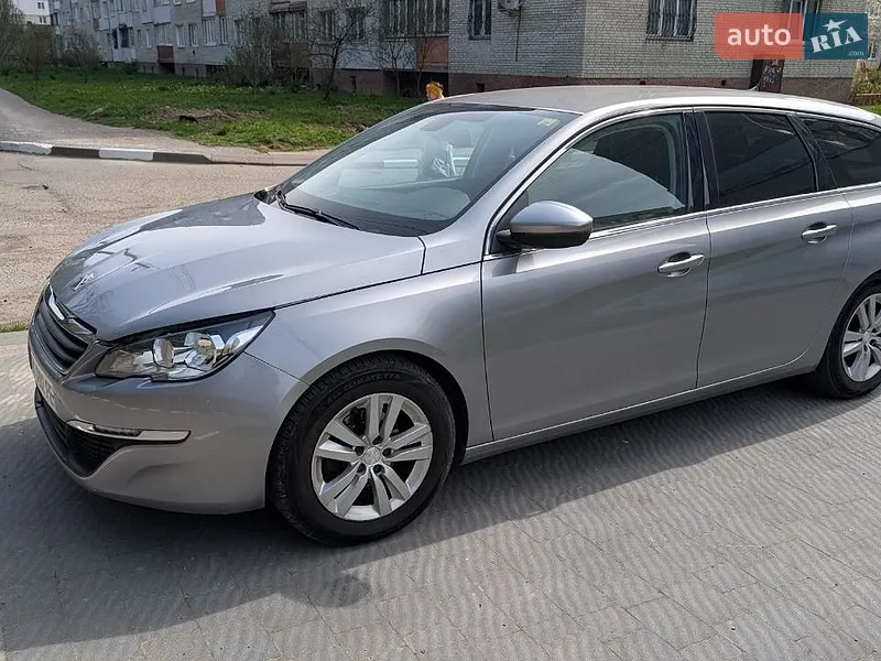 Peugeot 308 2016