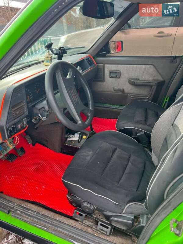 Хетчбек Peugeot 309 1989 в Верховині