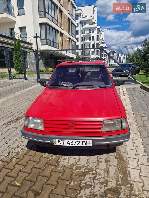 Хетчбек Peugeot 309 1990 в Івано-Франківську