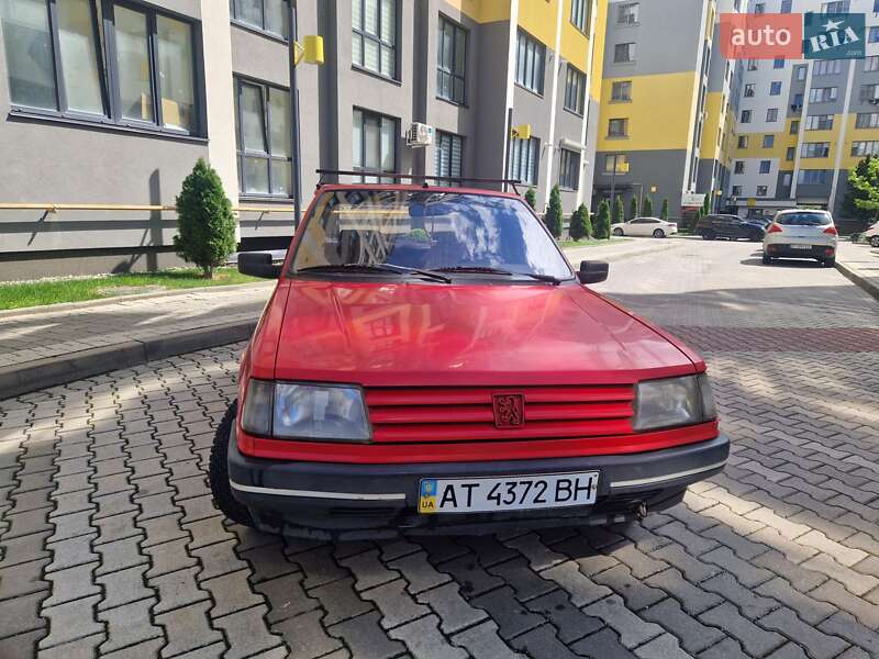 Хетчбек Peugeot 309 1990 в Івано-Франківську