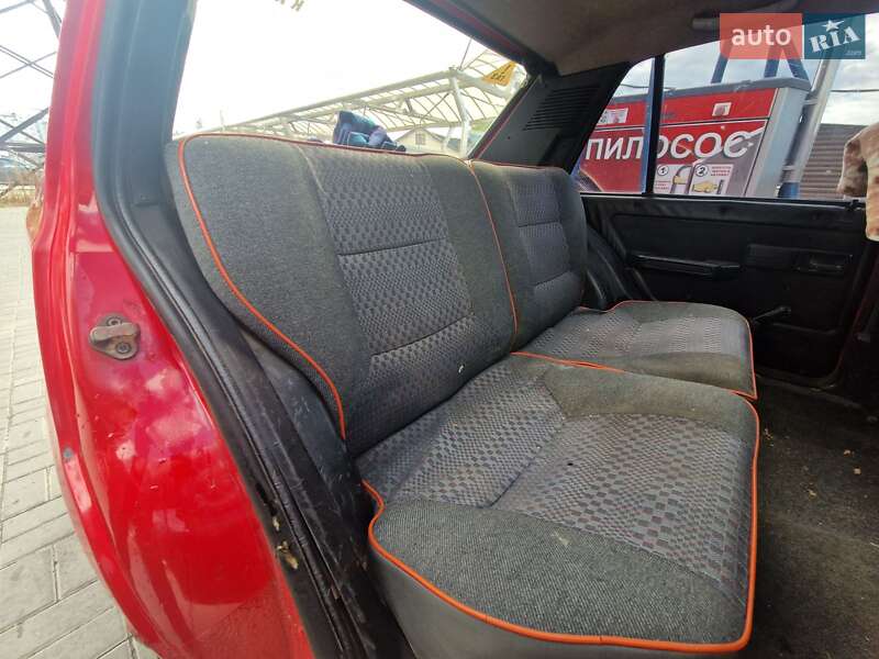 Хетчбек Peugeot 309 1990 в Івано-Франківську