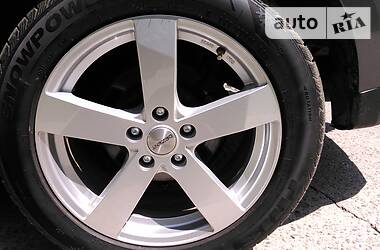 Позашляховик / Кросовер Peugeot 4007 2009 в 