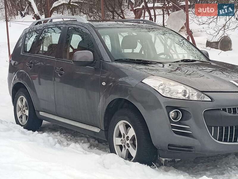 Внедорожник / Кроссовер Peugeot 4007 2008 в Хусте