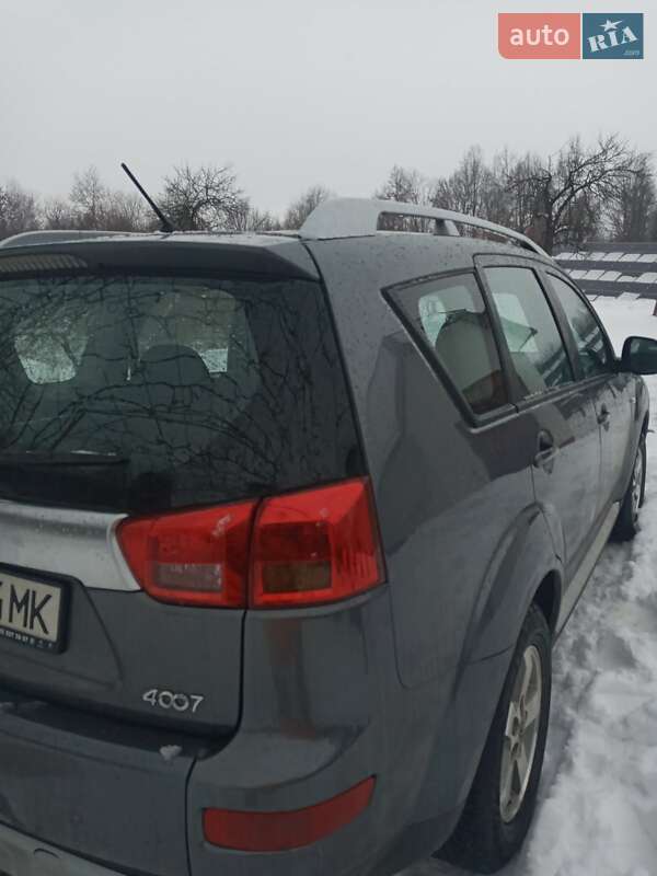 Внедорожник / Кроссовер Peugeot 4007 2008 в Хусте