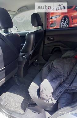 Внедорожник / Кроссовер Peugeot 4007 2008 в 