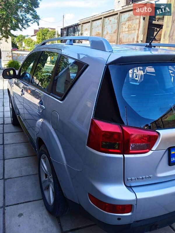 Позашляховик / Кросовер Peugeot 4007 2007 в Чорткові
