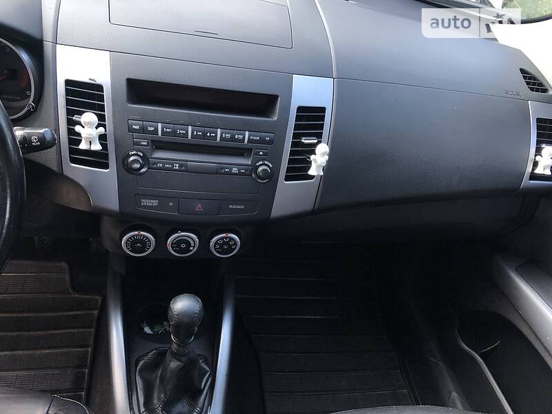 Внедорожник / Кроссовер Peugeot 4007 2008 в Ивано-Франковске