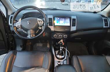 Внедорожник / Кроссовер Peugeot 4007 2010 в Червонограде