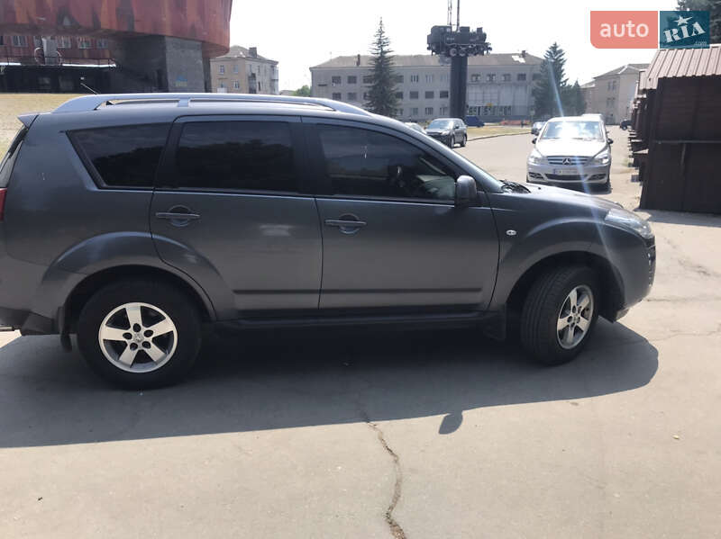 Позашляховик / Кросовер Peugeot 4007 2011 в Шепетівці