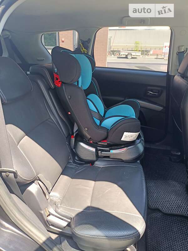 Позашляховик / Кросовер Peugeot 4007 2008 в Рівному