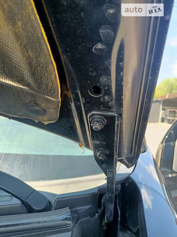 Позашляховик / Кросовер Peugeot 4007 2008 в Рівному