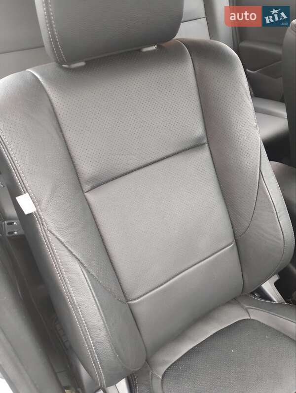 Внедорожник / Кроссовер Peugeot 4007 2012 в Мукачево