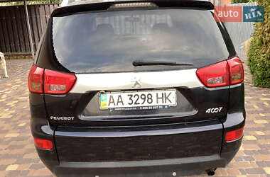 Внедорожник / Кроссовер Peugeot 4007 2008 в 