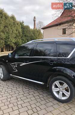 Внедорожник / Кроссовер Peugeot 4007 2008 в Калуше