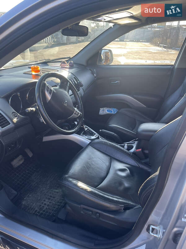 Внедорожник / Кроссовер Peugeot 4007 2011 в Луцке