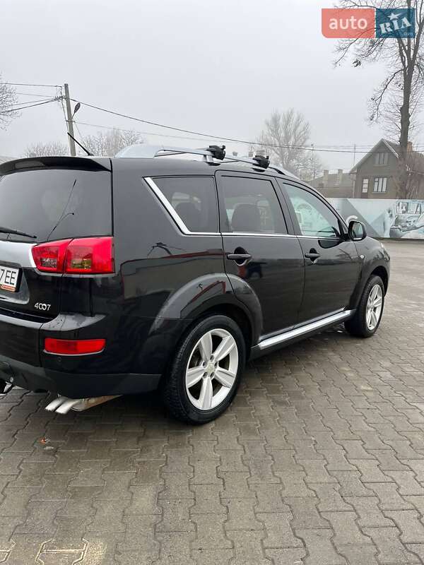Внедорожник / Кроссовер Peugeot 4007 2007 в Черновцах