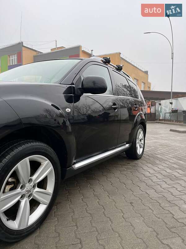 Внедорожник / Кроссовер Peugeot 4007 2007 в Черновцах