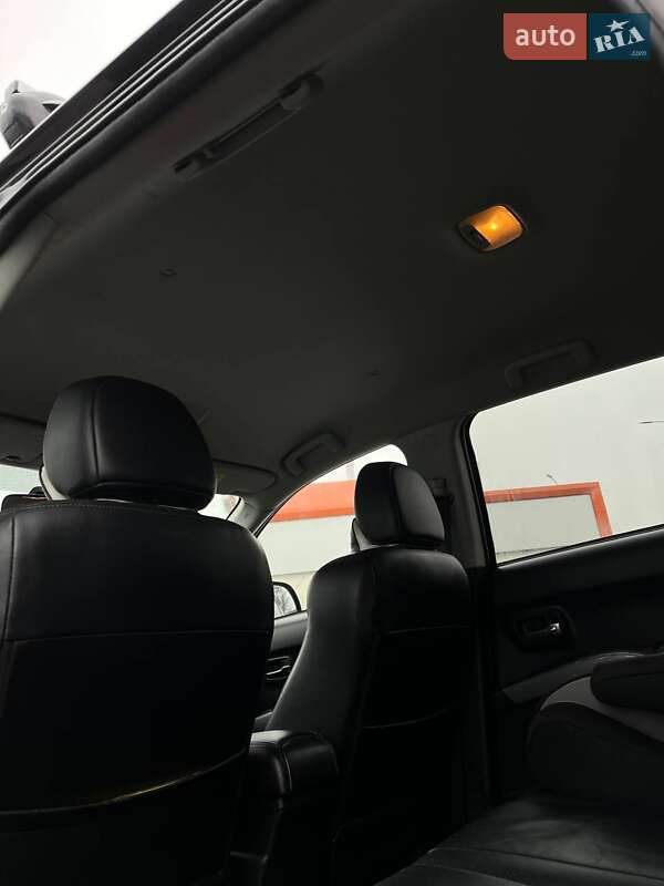 Внедорожник / Кроссовер Peugeot 4007 2007 в Черновцах