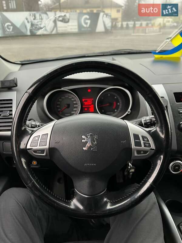 Внедорожник / Кроссовер Peugeot 4007 2007 в Черновцах