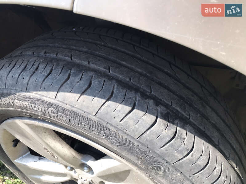 Внедорожник / Кроссовер Peugeot 4007 2010 в Мурафе