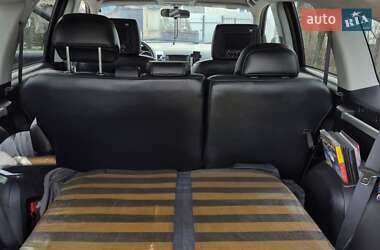 Позашляховик / Кросовер Peugeot 4007 2008 в 