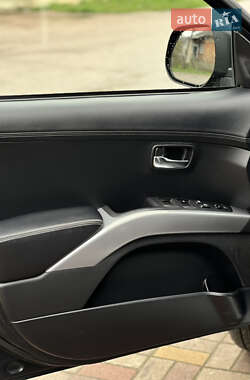Внедорожник / Кроссовер Peugeot 4007 2011 в Стрые