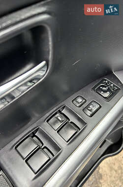 Позашляховик / Кросовер Peugeot 4007 2011 в 
