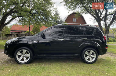 Позашляховик / Кросовер Peugeot 4007 2011 в 