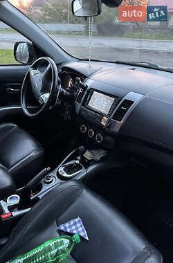 Позашляховик / Кросовер Peugeot 4007 2010 в 