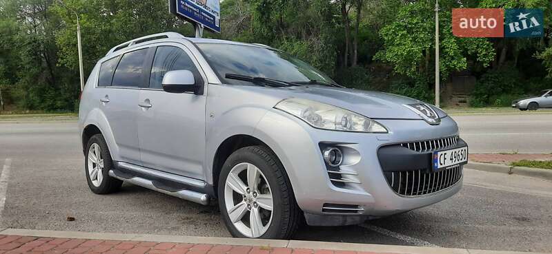 Внедорожник / Кроссовер Peugeot 4007 2009 в 